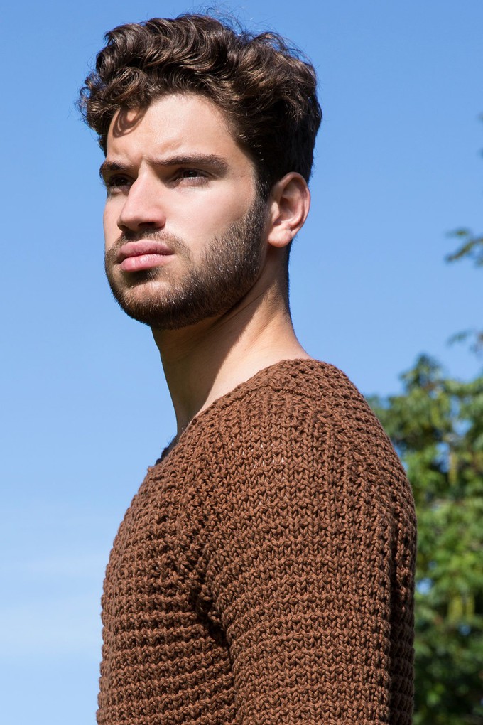 Knitted Sweater Se'etaga from OUTRGS