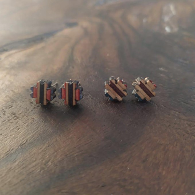 Clover Recycled Skateboard Stud Earrings from Paguro Upcycle