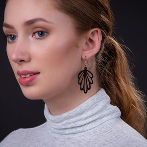 Shell Recycled Rubber Earrings from Paguro Upcycle