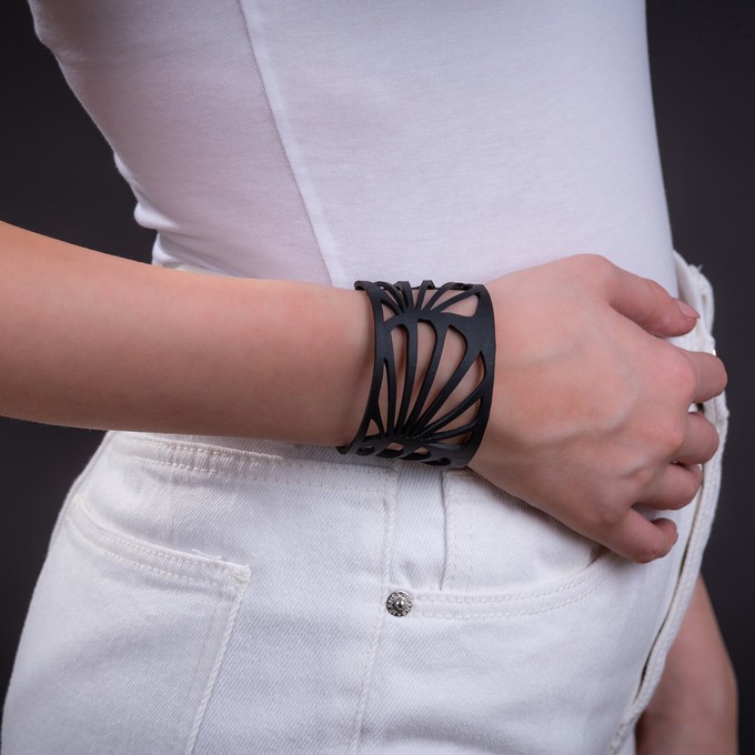 Seraphine (III) Recycled Rubber Bracelet from Paguro Upcycle