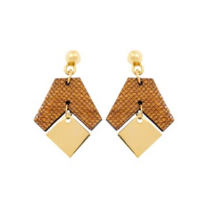 Cacah Gori Recycled Wood Earrings from Paguro Upcycle