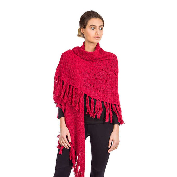 Poncho Shawl Red - Triangel Shawl Handmade from Alpaca Wool from Quetzal Artisan