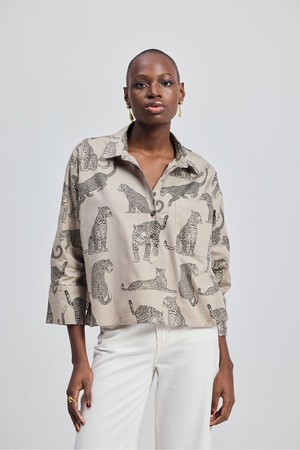 Oversized Cropped Front-buttoned Shirt In Animal Print from Reistor