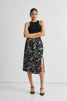 Floral Skirt with Front Slit via Reistor
