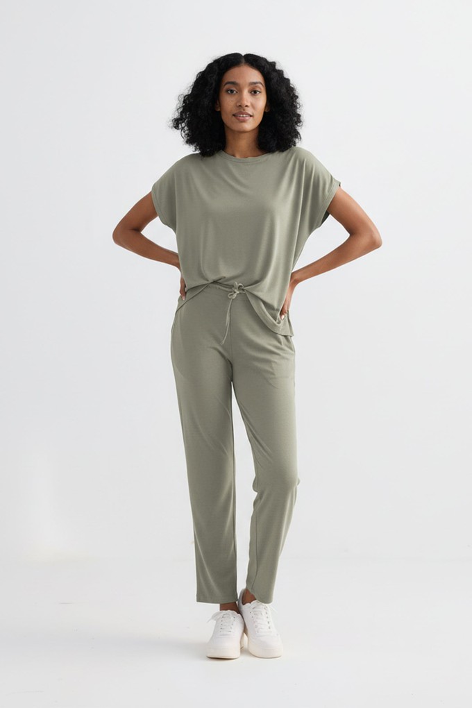 Relaxed Tee Set in Olive from Reistor