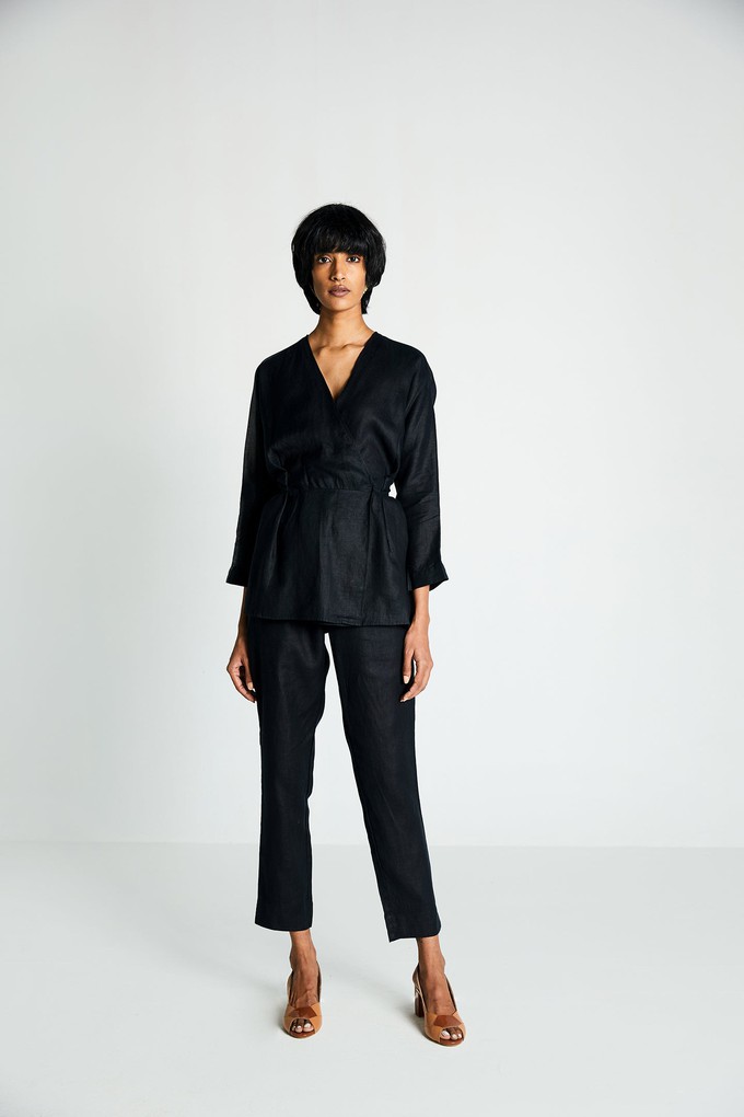 Power Moves Shirt in Black from Reistor