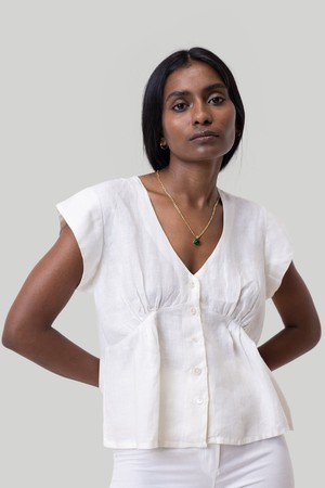Deep V-neck Top in Off-white from Reistor