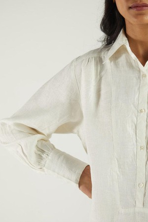 Summer Shirt in Off-white from Reistor