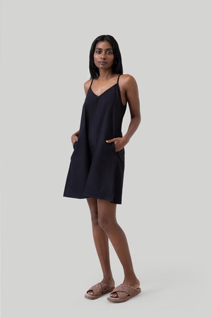 Short Tent Dress in Black from Reistor