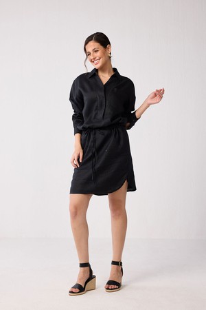 Meet me by the Cliff Dress in Black from Reistor