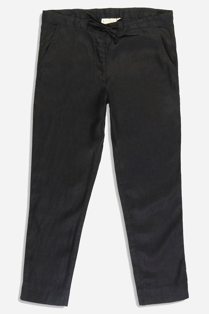 The Goes with Everything Pant in Black from Reistor The Goes with Everything Pant in Black from Reistor