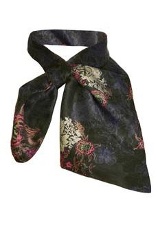 Small Neck Scarf via Sarvin