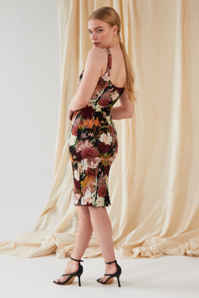 Sleeveless Floral Bodycon Dress from Sarvin