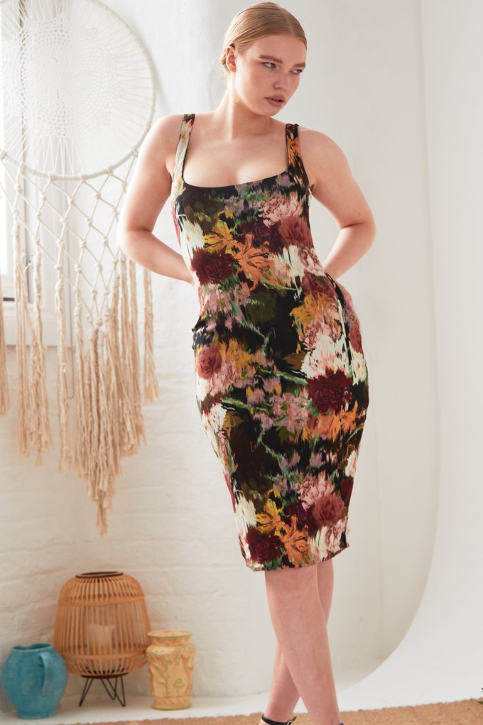 Sleeveless Floral Bodycon Dress from Sarvin