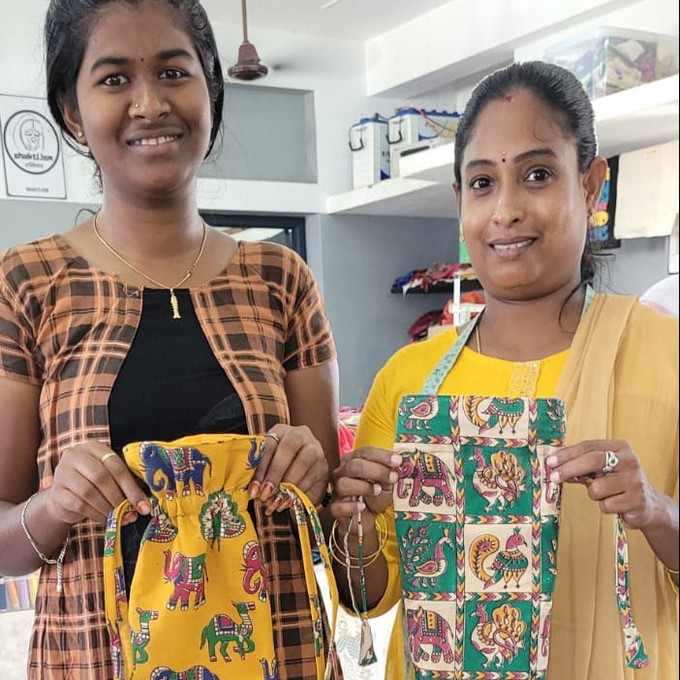 Eco Friendly Bottle Bags, Reusable Kalamkari Cotton Bottle Gift Bags, Ethically Handmade in India from Shakti.ism