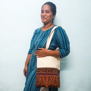 Half sari, half cotton tote bag, ethically handmade in India from Shakti.ism