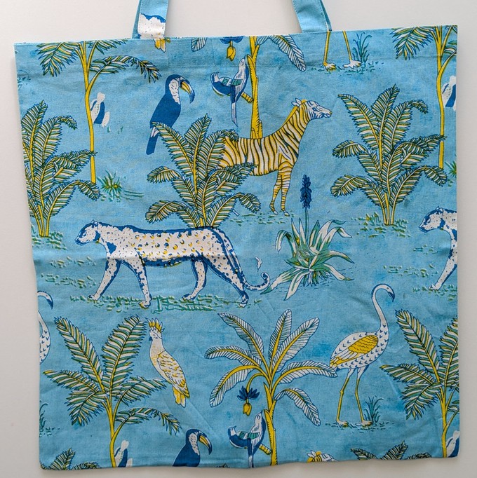 XL block and screen printed tote bags, large capacity from Shakti.ism