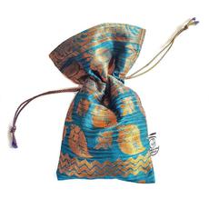 Sari gift bags with drawstring via Shakti.ism