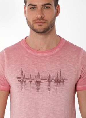 T-Shirt Boats Print Pink from Shop Like You Give a Damn