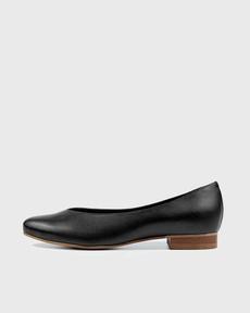 Ballerinas Pina Black via Shop Like You Give a Damn