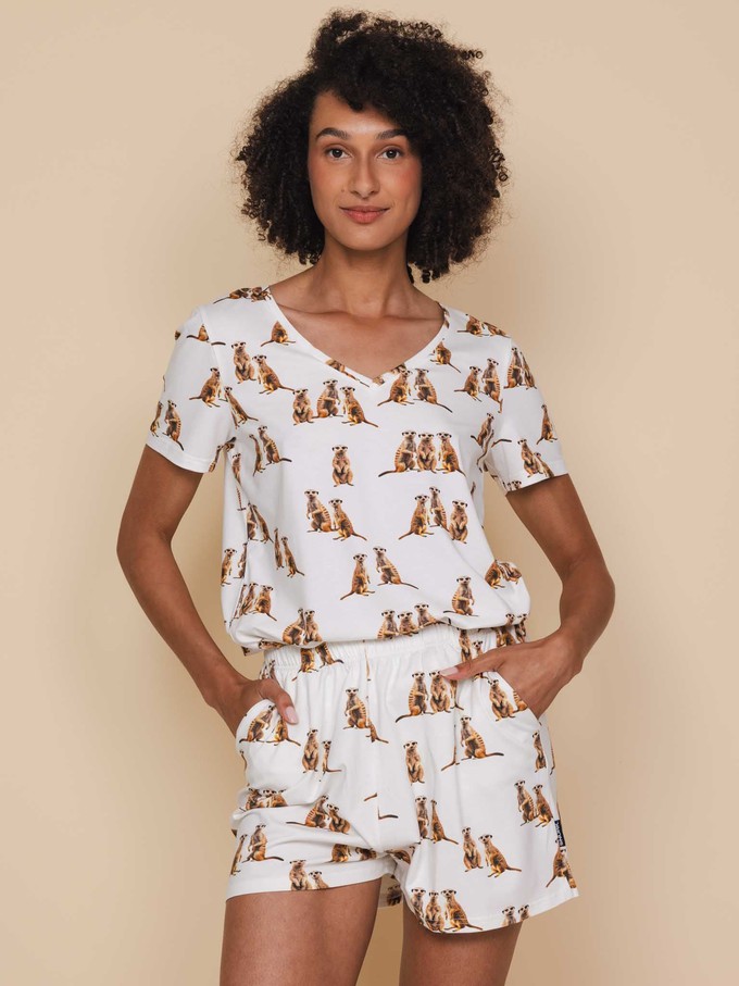 Meerkats V-Neck T-shirt and Shorts set Women from SNURK