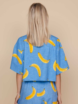 Banana Blue Cropped T-shirt and Shorts set Women from SNURK