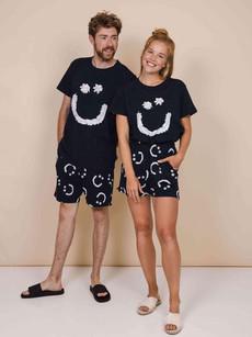 Smiles Black T-shirt Unisex via SNURK