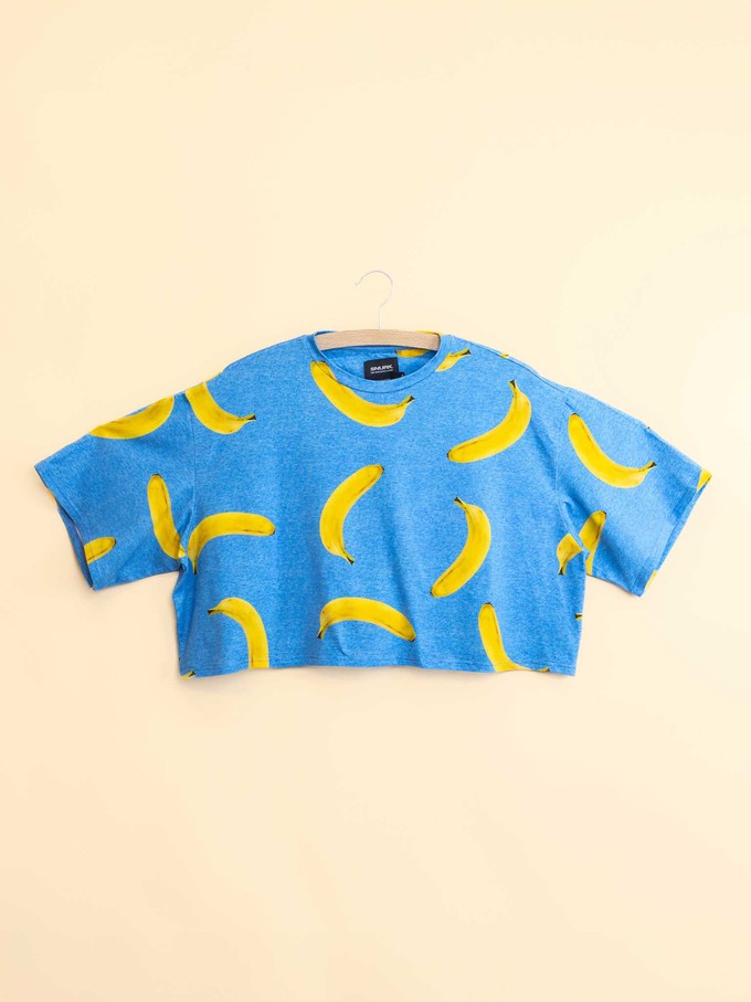 Banana Blue Cropped T-shirt and Shorts set Women from SNURK