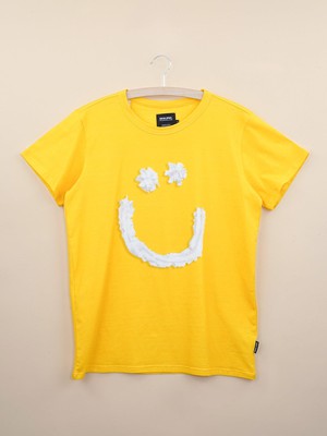 Smiles Yellow T-shirt Unisex from SNURK