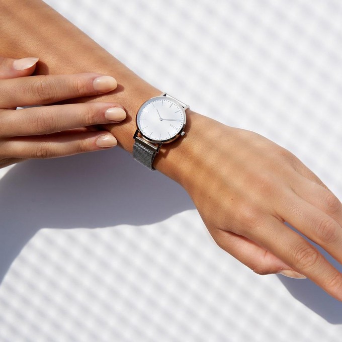 White Solar Watch | Blue Mesh from Solios Watches