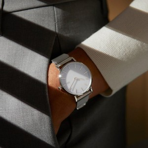 White Solar Watch | Grey Mesh from Solios Watches