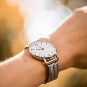 White Solar Watch | Grey Mesh from Solios Watches