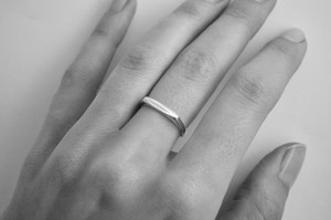 Novi Ring - Gold 14k from Solitude the Label