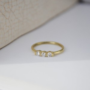 Five diamond ring - Gold 14k & Diamonds from Solitude the Label