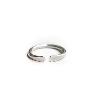 Whale Ring - Silver from Solitude the Label