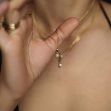 Diamond flower Necklace - Gold 14k & Diamond via Solitude the Label