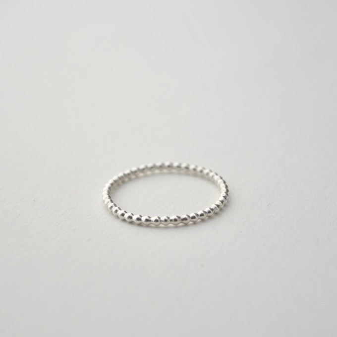 Dotted Ring - Silver from Solitude the Label