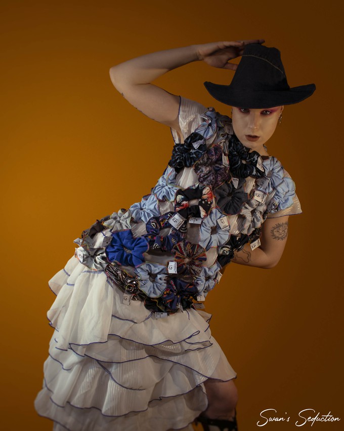 Blue Scrunchie Bunch from Stephastique