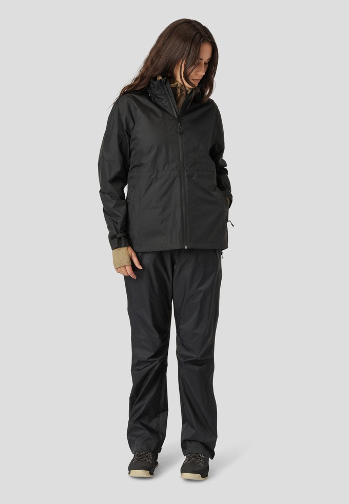 Fota Packable Jacket Black from Superstainable