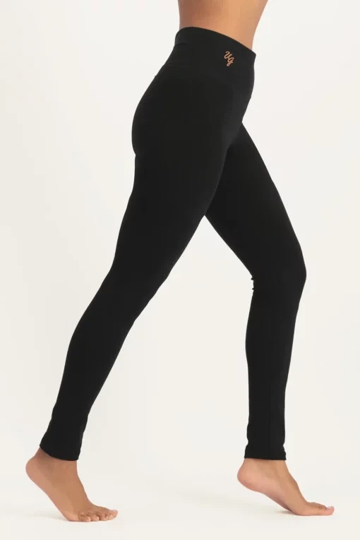 Bhaktified Yoga leggings – Onyx Black from Urban Goddess