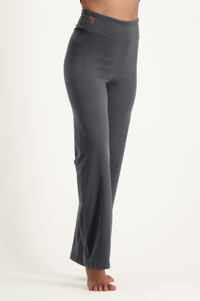 Agni High Waist Yoga Pants – Charcoal from Urban Goddess