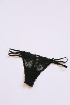 Ivy String Knicker via Urbankissed