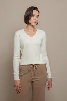 Off-white - Fit And Warm V-neck Jumper via Urbankissed