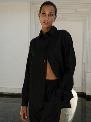 Oversized Linen Shirt Black from Urbankissed