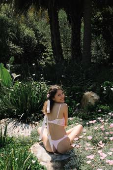 Becky Thong via Urbankissed