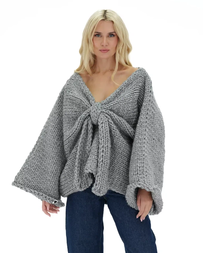 Chunky Bow Sweater - Grey from Urbankissed