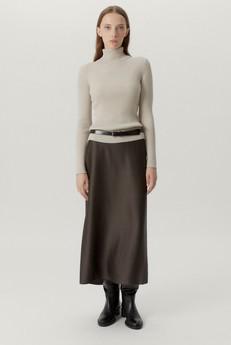 The Merino Wool Ribbed Roll Neck - Pearl via Urbankissed