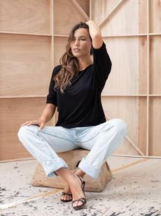Long Sleeve Round Neck Tee via Urbankissed