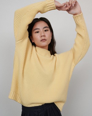 Laumės: Honey Merino Wool Sweater from Urbankissed