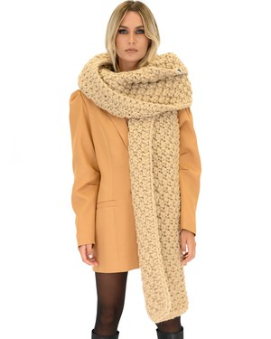 Blanket Chunky Scarf - Beige from Urbankissed